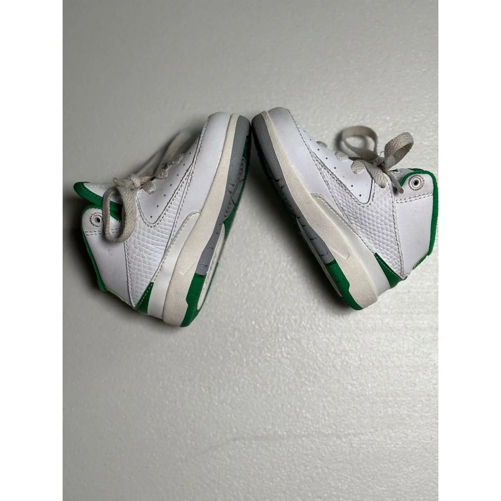 Nike Air Jordan 2 Retro DQ8563-103 Lucky Green Flight Club Shoes Toddler Size 4C